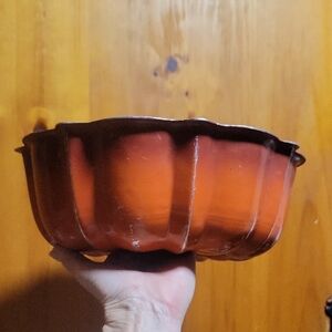 Vintage Starburst Orange Bundt Pan